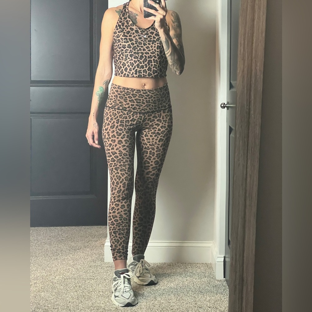 Nike Dri-Fit Workoutfit Set - tank top/M and leggings/S